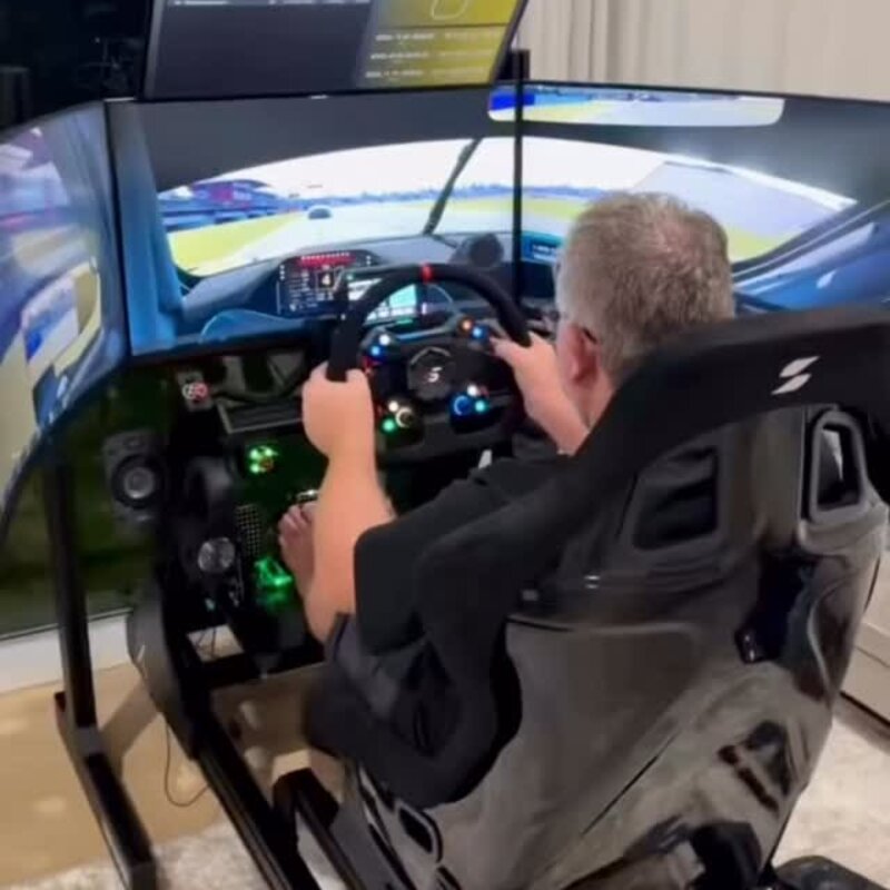 Custom simulator build and install by Everything Simulated